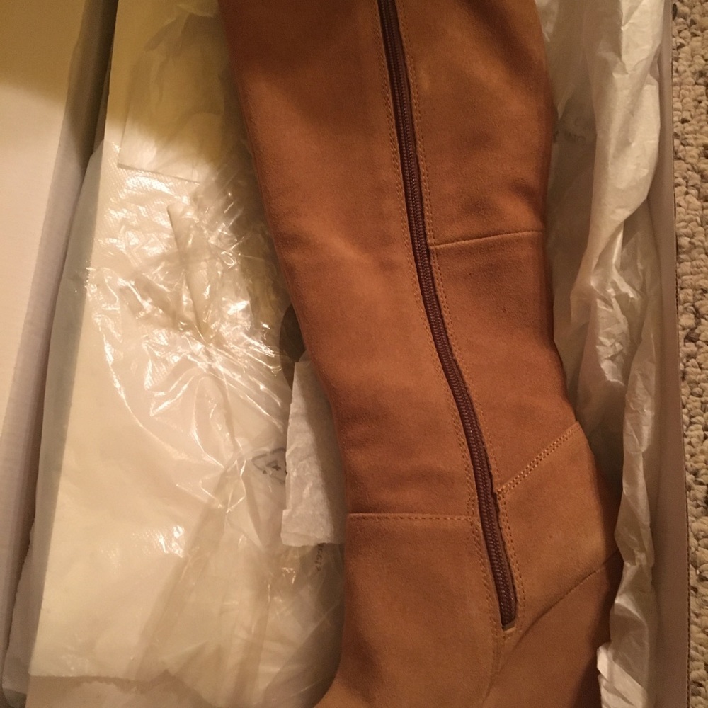 Suede boots